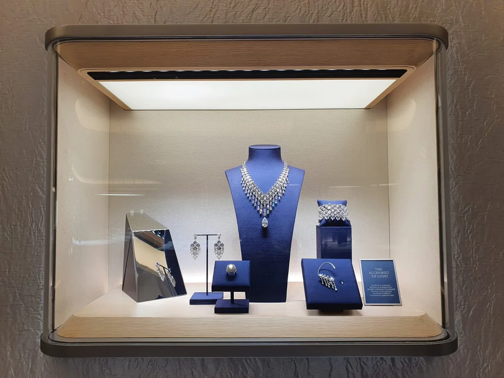 Couture produced by Casadevall Group.
