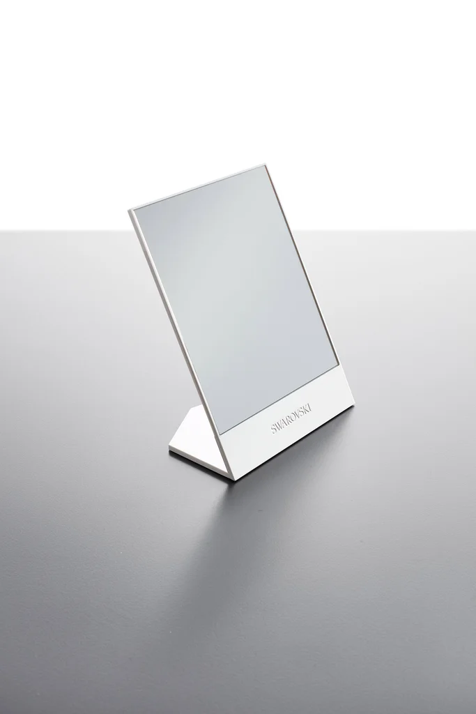 Faceted Display Riser produced by Casadevall Group.