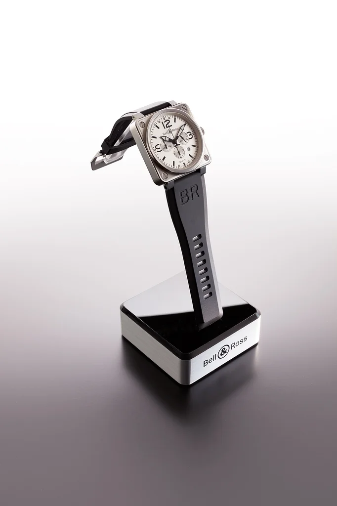Bell & Ross: L-shape countertop display produced by Casadevall Group.