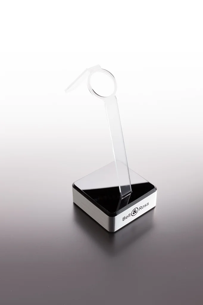 Bell & Ross: L-shape countertop display produced by Casadevall Group.