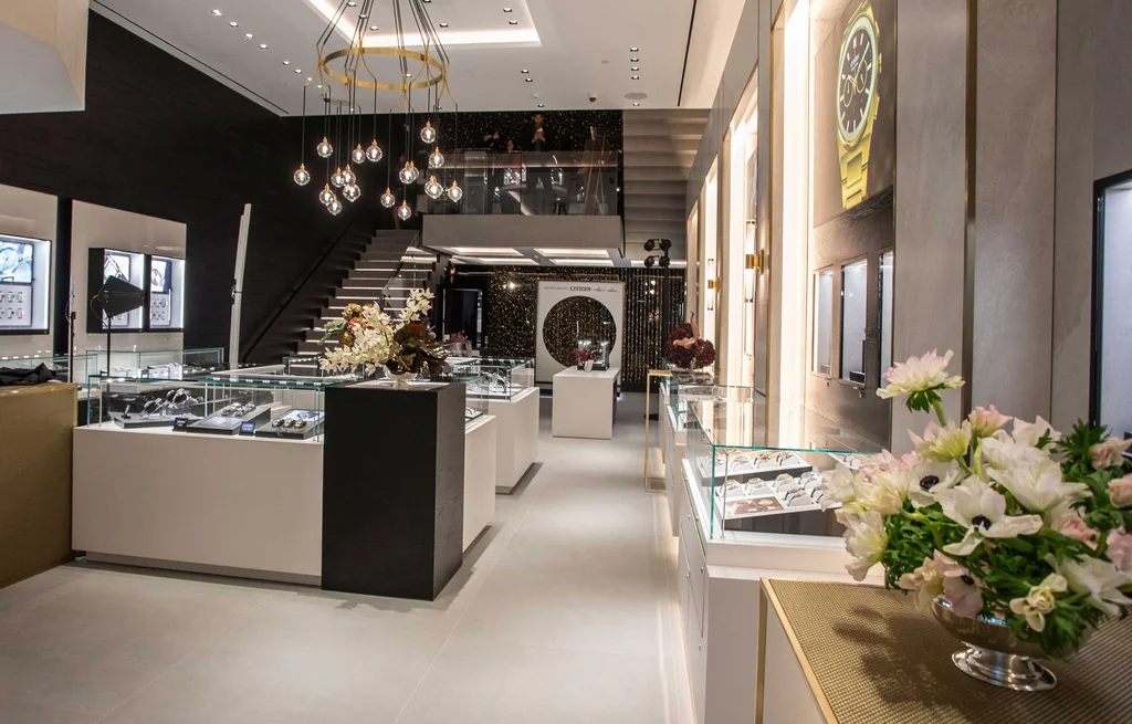 Citizen: concept store at New York, 5th Avenue produced by Casadevall Group.