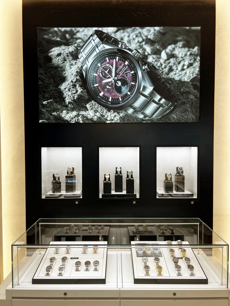 Citizen: concept store at New York, 5th Avenue produced by Casadevall Group.