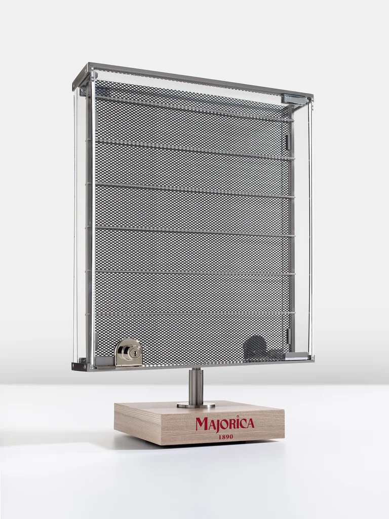 Majorica: Rotating display produced by Casadevall Group.
